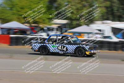 media/Oct-02-2022-24 Hours of Lemons (Sun) [[cb81b089e1]]/1020am (Front Straight)/